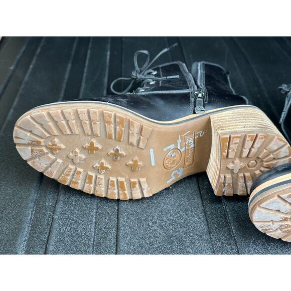 Timberland Black Lace up platform heel boots Sz 6.5 - Picture 4 of 7